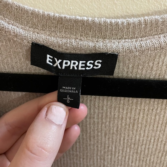 Express Top - Picture 3 of 4
